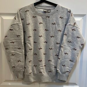 4/$30 <Bench.>logo sweatshirt